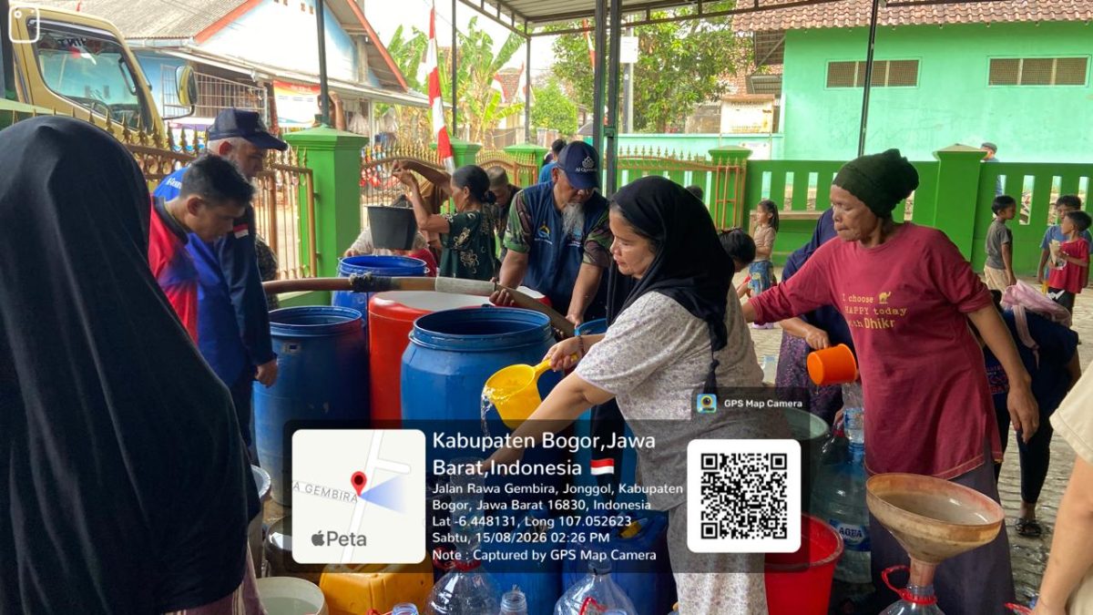 15 Agu - 1 Tangki Air ±8.300 Liter. Kp. Ceger. Desa Sukamaju