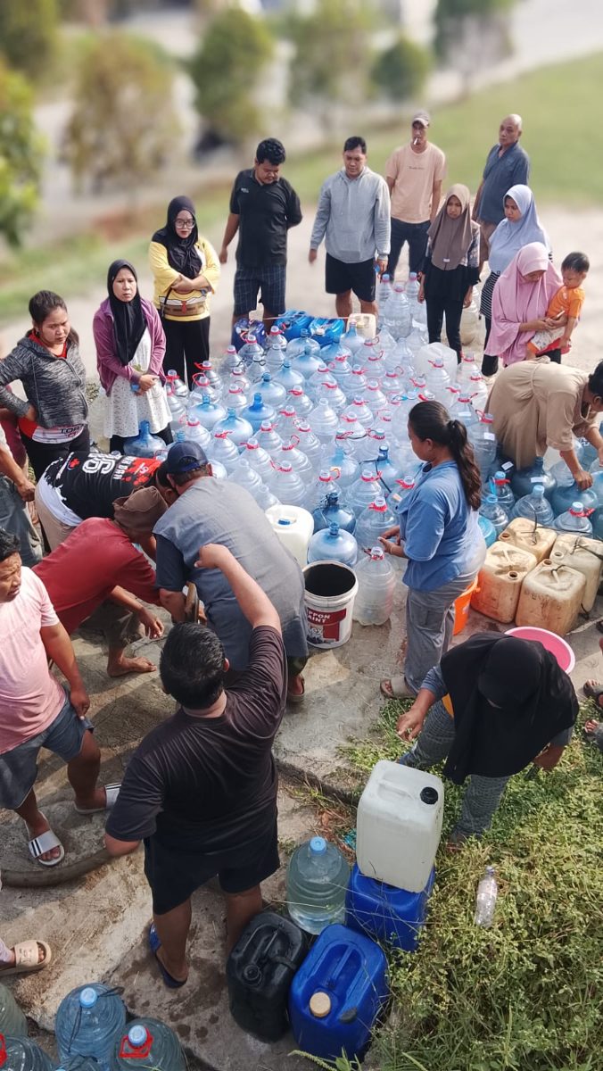 8 Agu - 4 Tangki Air ±33.200 Liter. Perum SukmaIndah. Desa Sukamaju